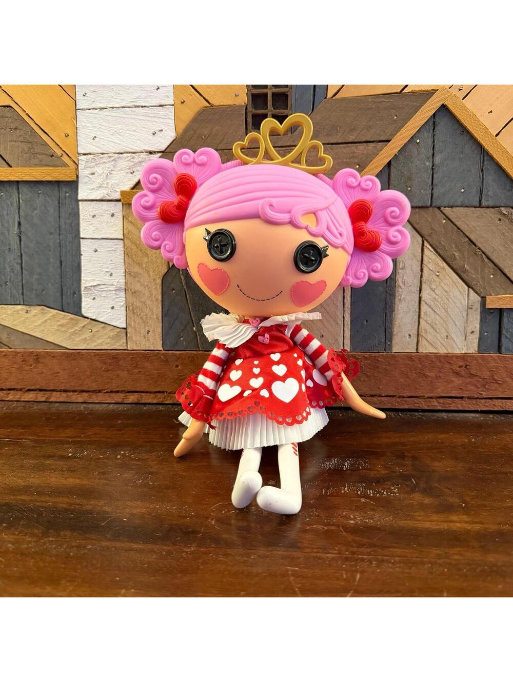 Lalaloopsy Doll - Queenie Red Heart (12") - Retired/Rare
